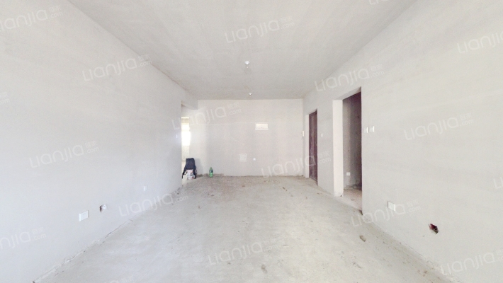 名流美域  南北两居  满五唯一  诚意出售-客厅