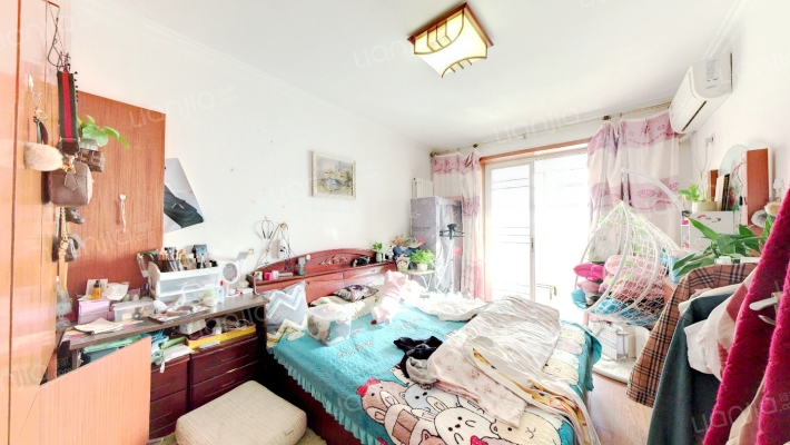 东大街板楼社区南北通透两居室精装修好地段 公摊小-卧室C