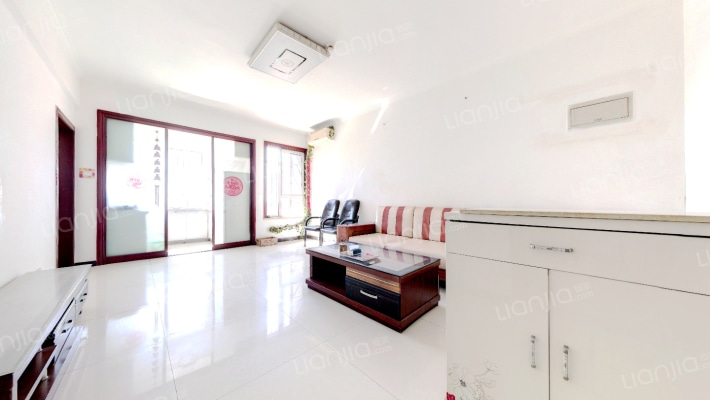 惠友旺角 3室1厅 南-客厅