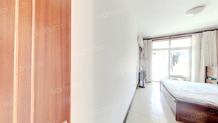 南北通透三 房本满五年 简单装修.-卧室A