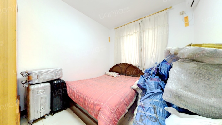 诚意出售，精装修, 明厨明卫，转角飘窗，价位可聊。-卧室A