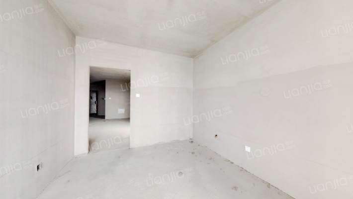 凯旋门全南两居，双卧朝南，全天采光好，业主诚信出售-卧室B