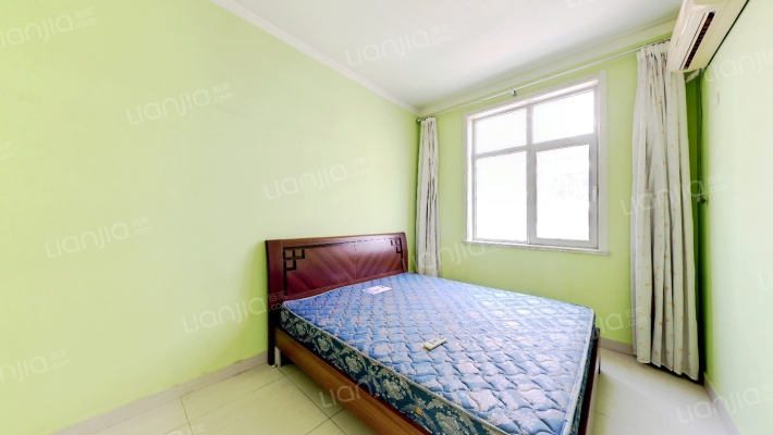 燕赵花园，南北通透大三居，直接看花园，中间楼层-卧室A