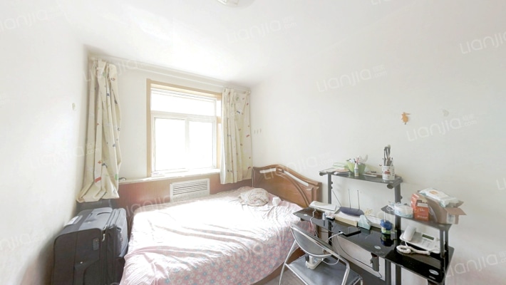 二康医院核 心版块，出门就是就是范阳路,易自住养老-卧室B