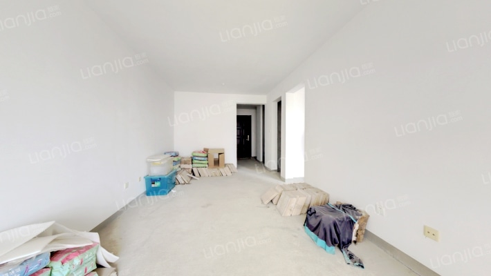 近小门 出入方便 朝南2居 满五 03户 视野好-客厅