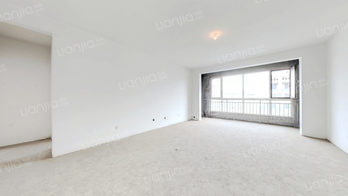 业主着急卖！ 金竹花园 人车分流小区 带车位和地下室-客厅