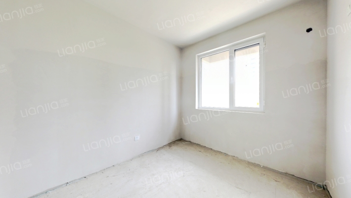 七十年大产权  物业好  绿化好-卧室C