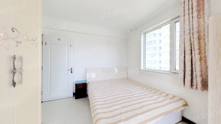 宏远宜居园 精装两居中间楼层 满二 拎包入住-卧室A