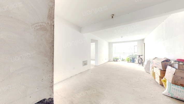 物探局 平安D区 南北通透三居室 毛坯房 中间楼层-客厅