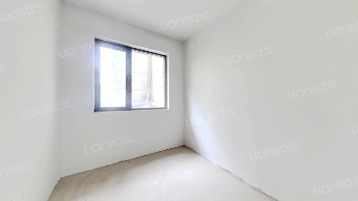 双卫三居室，价格可议，一梯两户，南北通透-卧室B