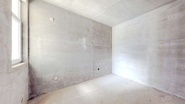 联合七号院，房本满二，前后无遮挡，毛坯随意装-卧室A