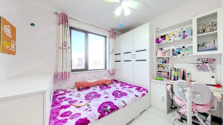 精装修 餐厅H户型 2卫 西边户 满二 带家具家电-卧室A