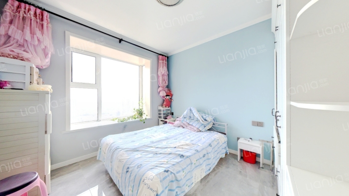 出售 香邑溪谷南北双通透两居 精装修-卧室A