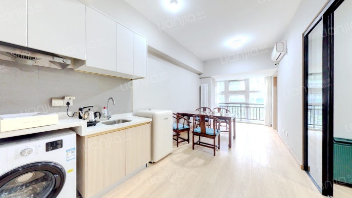 万科城际之光 2室1厅 北-客厅