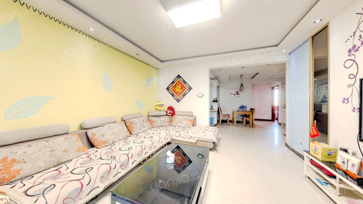 满五唯一。环保装修。成熟社区。-客厅