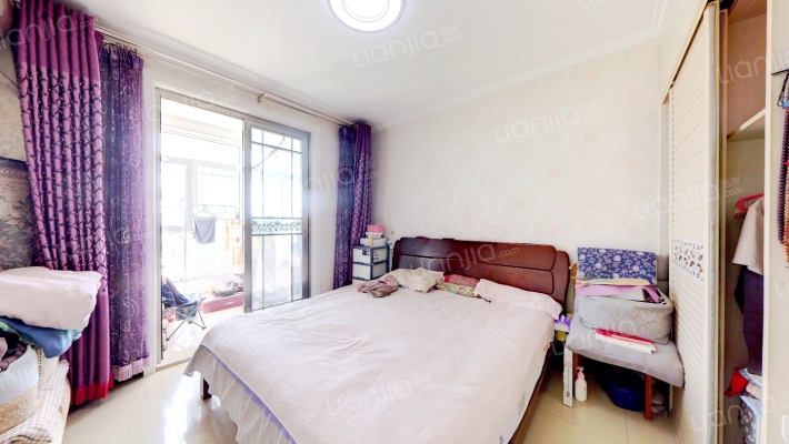 自住标准装修，家具家电都带，满二无尾款-卧室B