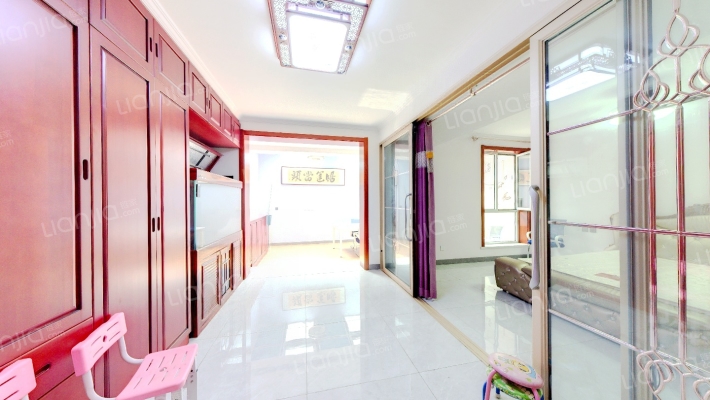 洋房下跃，带装修，下沉式花园，采光无遮挡-客厅A