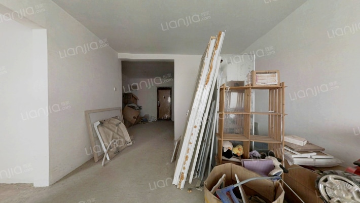 平安D区，南向两居室，房本满五唯一，诚意出售-客厅