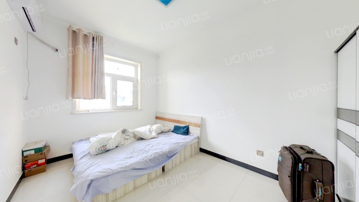 水岸花城南北通透两居，板楼，户型方正，采光好-卧室B