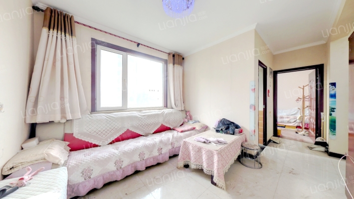 西南小两居  采光充足 通风好  简单装修  可拎包入住-客厅