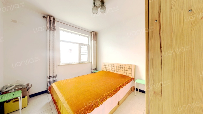 凯旋门南北通透精装三居  好楼层 全天采光 房本满五-卧室C