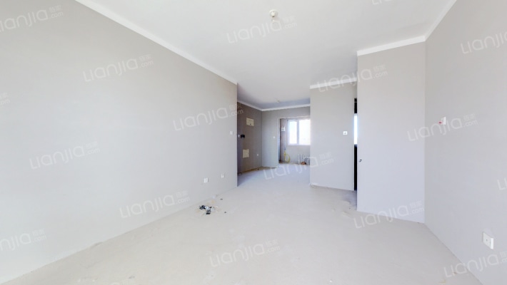 南北三居，毛坯随意装修，业主诚意出售-客厅