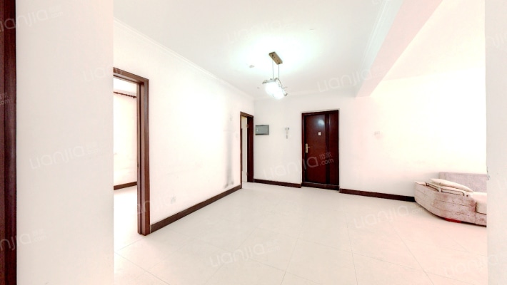 板楼大社区，南北南北通透三居室，户型方正，宜居舒适-餐厅