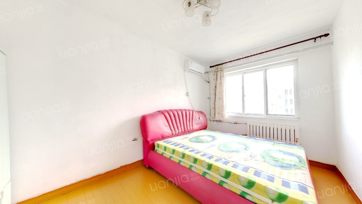 地质总局南院 3室1厅 南 北-卧室B