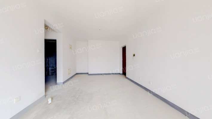 高铁正规一居，视野开阔，采光好，满二-客厅