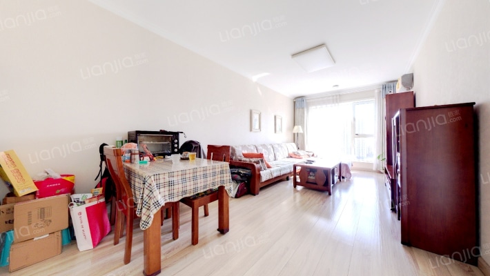 全南精装两居，房本满2，采光充足，交通便利!-客厅