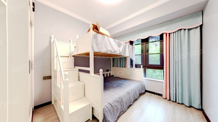 首地精装洋房，使用面积大 居家安静 品质小区 1梯2户-卧室A