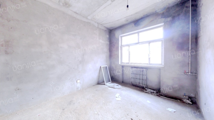 主城区东兴北街 板楼一层 大四居 集中供暖-卧室B