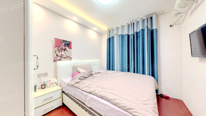 开发区全南两居精装修  交通方便-卧室B