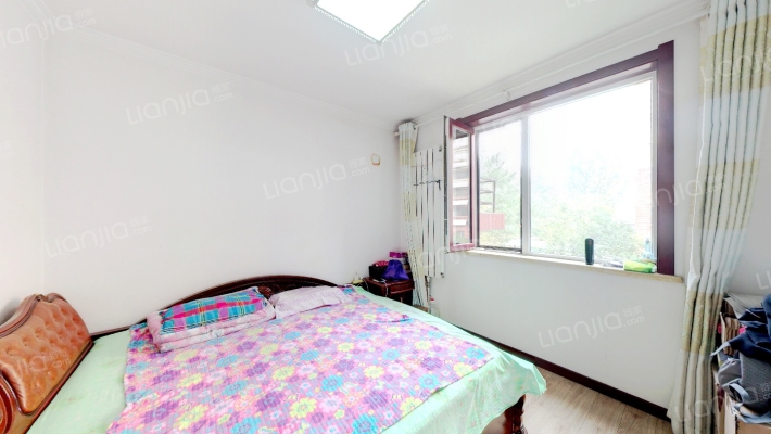 电梯洋房 南北通透板楼 中间楼层 采光好视野好-卧室A