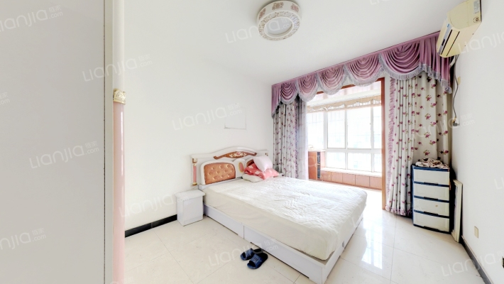 838沿线，70年产权，集体供暖，南北通透-卧室A