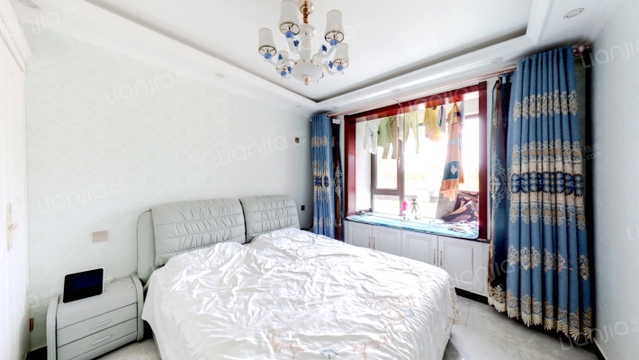 证满二 精装 南北通透3居 明厨明卫 样板间户型-卧室C