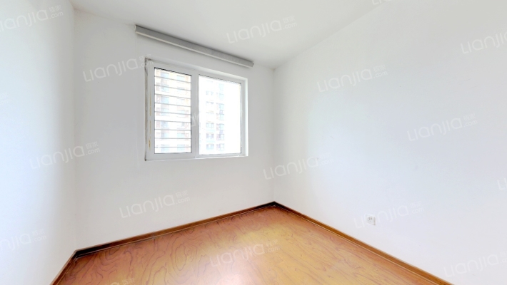 悦都中间层南北通透三居，产证 满二-卧室A