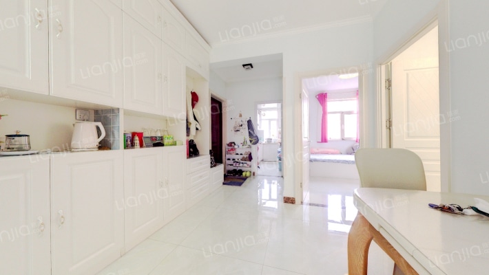 双塔社区，凯旋门精装电梯房两居，好楼层-餐厅