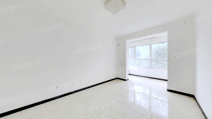 满二，三居室，集中供暖，采光好，优质房源！-卧室B