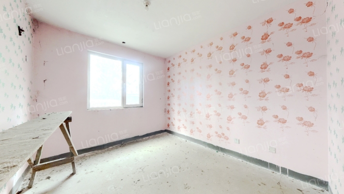 天保郦景大三居710年大产权，市区三居双卫毛坯房-卧室B