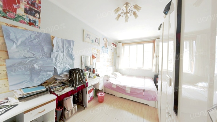 家具家电全带   房本满五唯一   看房提前联系-卧室B