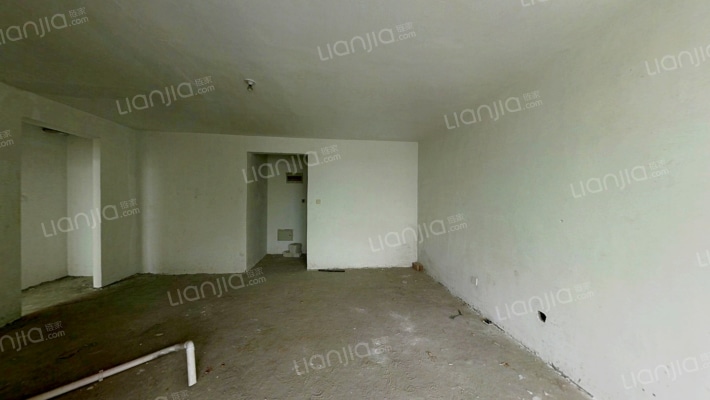 房子干净整洁  格局方正   小区环境优美-客厅