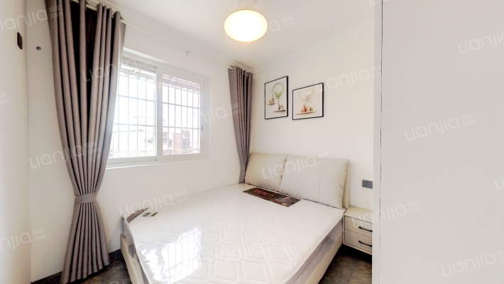 桃花山小区  精装修两房  带一个大平台-卧室B