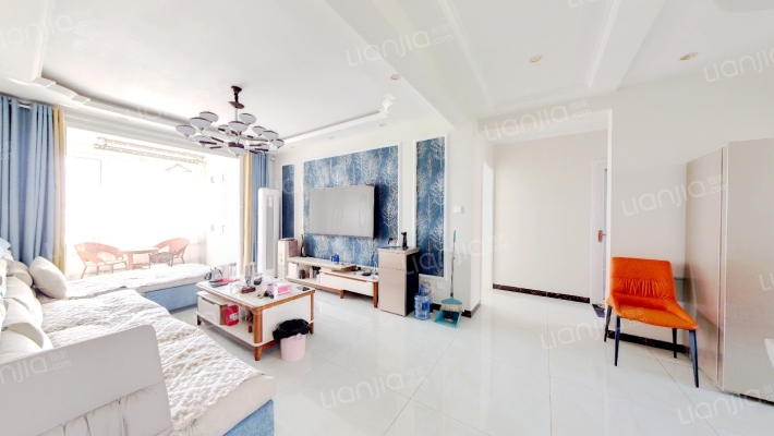 牛津花园 南北三居 精装修 可贷款-客厅