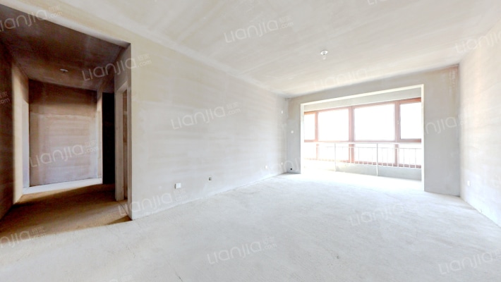 出售  金品时代南北通透四居双卫  毛坯 满二-客厅