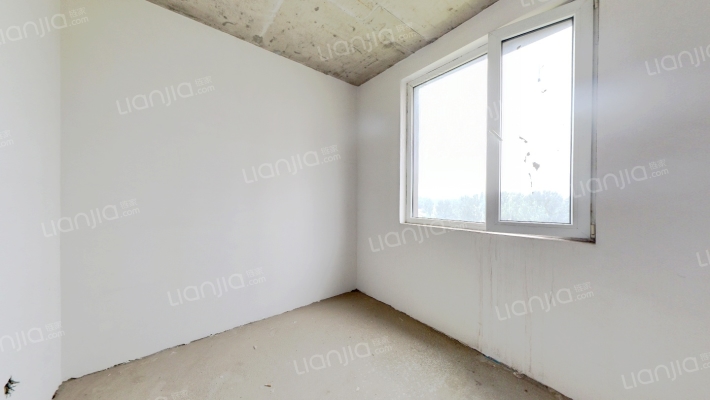 出售香邑溪谷玫瑰园洋房  四居双卫  毛坯 采光 视野好-卧室C