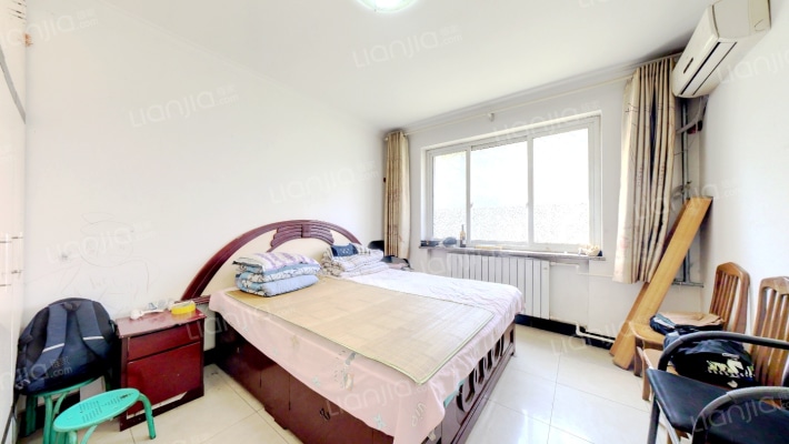 光明小区 低楼层 采光没问题 满五税低-卧室A