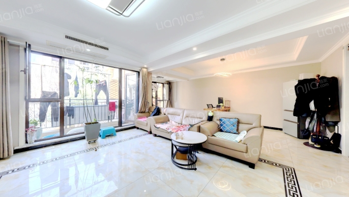 南北向的户型，采光好，户型好，视野好-客厅