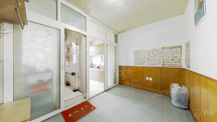 经典板楼户型 三居好楼层 房本满五唯一税少 看房方便-餐厅