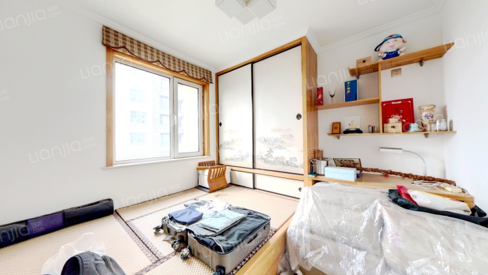 南北通透 房本满二 好楼层 简单装修-卧室B